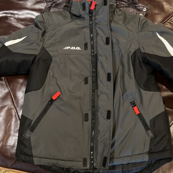 Boys London Fog Jacket with matching windbreaker. - Picture 6 of 16
